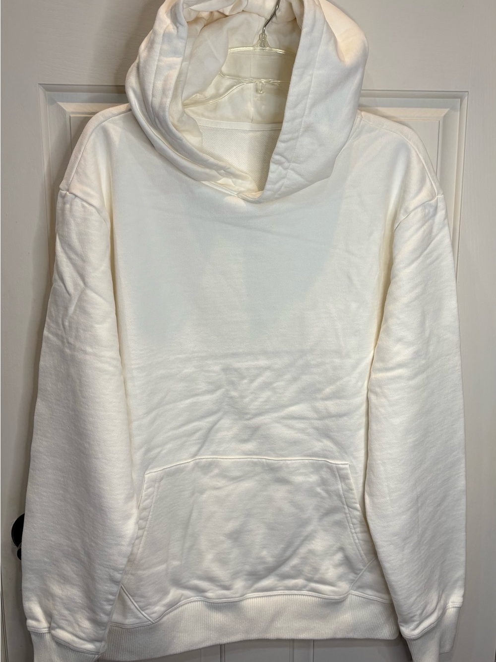 High Quality Adult Ivory Pullover Hoodie L Solid Cotton Fleece Kangaroo Pocket